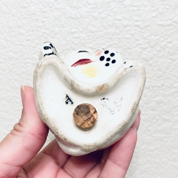 Vintage lucky cat ceramic white kitty cat figurine Japan Shaker - Picture 4 of 11